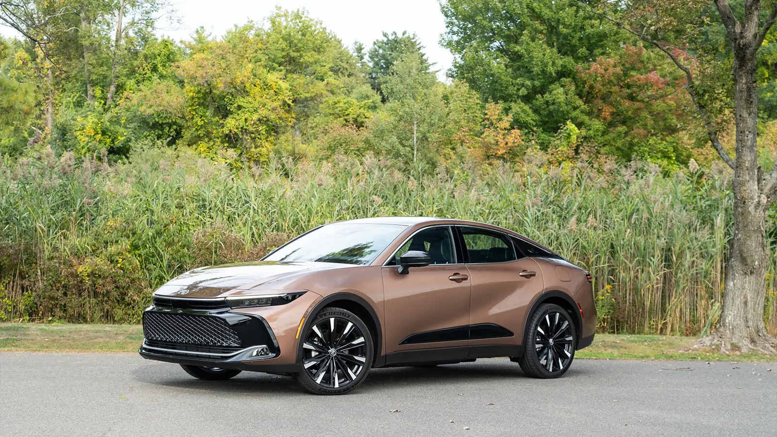 A rose gold 2026 Toyota Crown Platinum