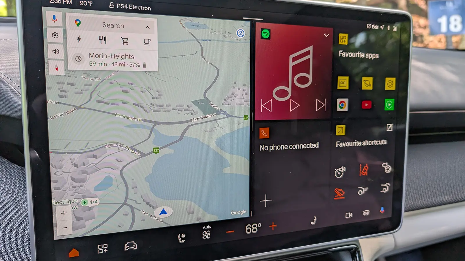 A silver 2025 Polestar 4 drivers HUD 2