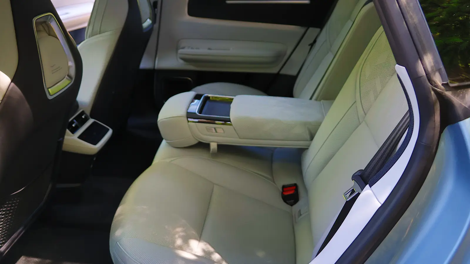 A silver 2025 Polestar 4 rear view