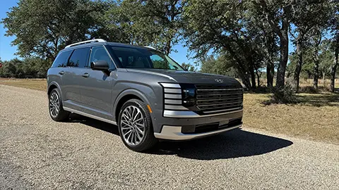 Un Hyundai Palisade Hybrid 2026 gris 