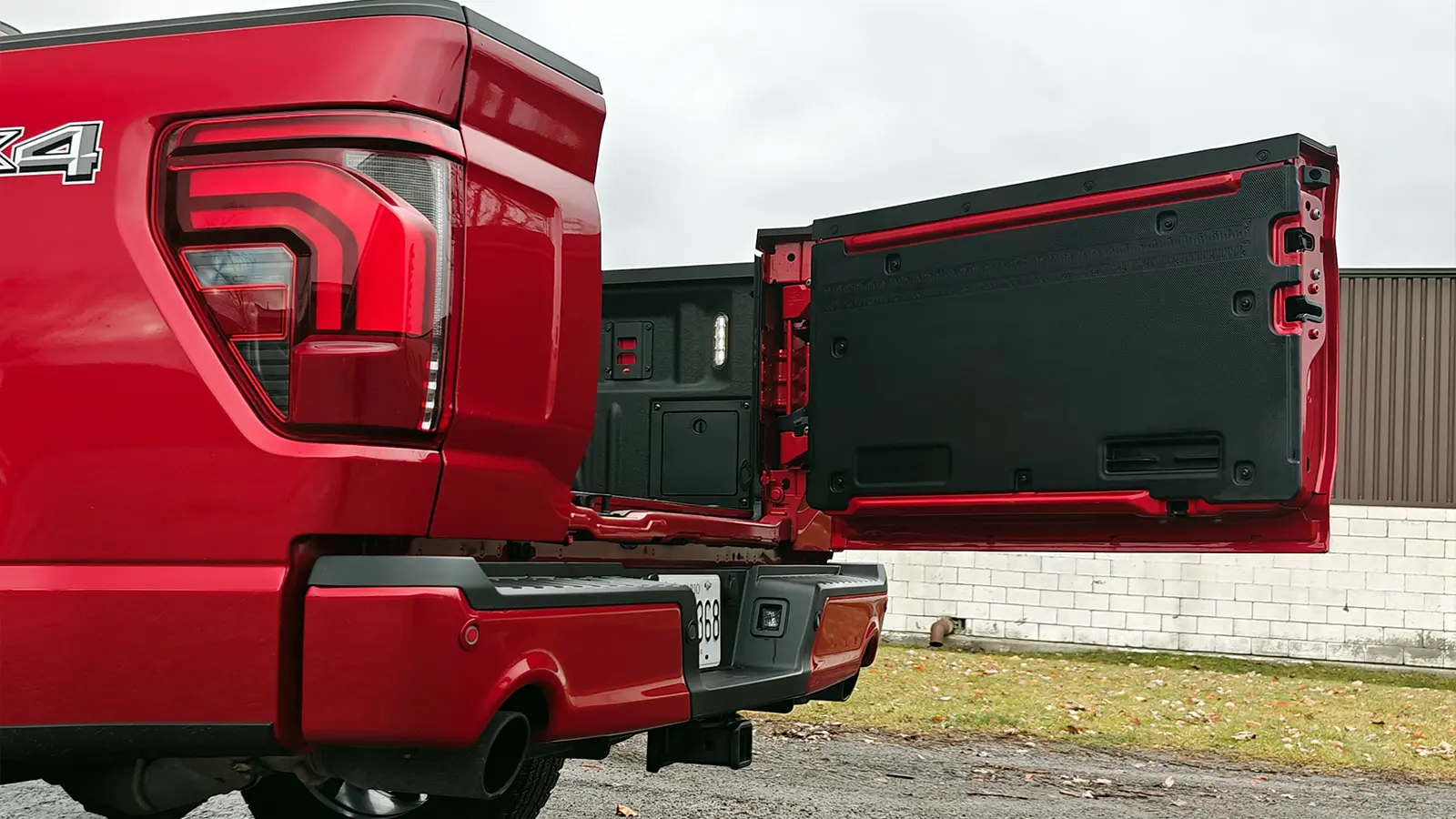 2025 Ford F-150 Powerboost Lariat rear bed view