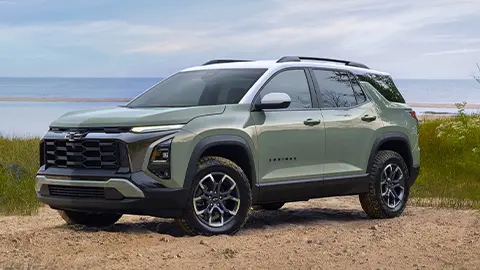 Un Chevrolet Equinox verde 2025 