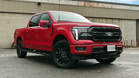 Un aumento de potencia rojo de la Ford F-150 2025