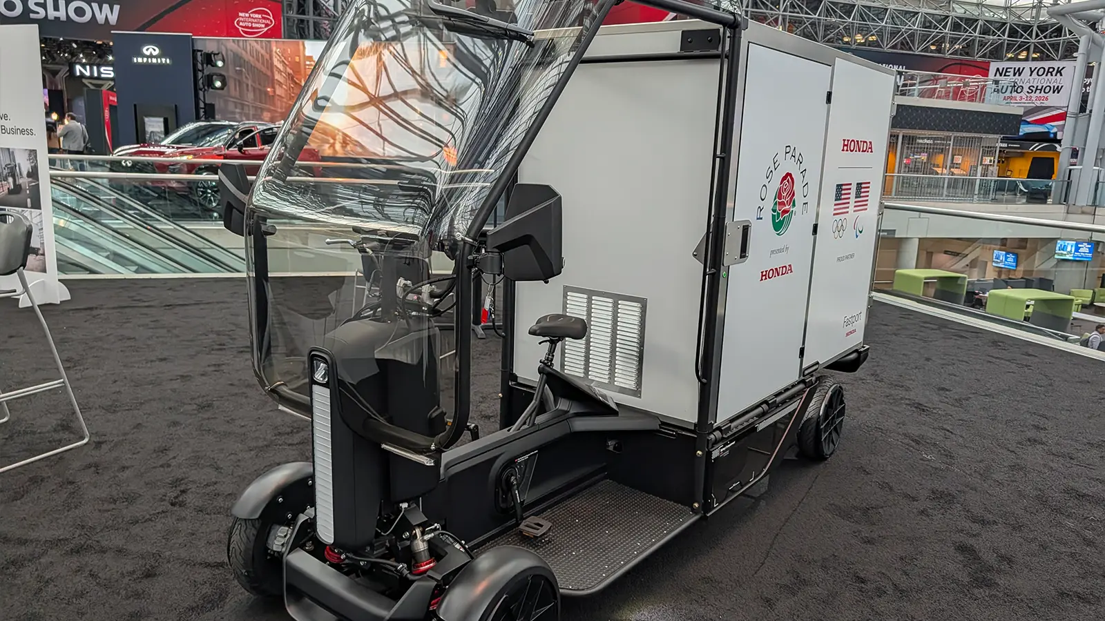 Honda Fastport eQuad side view