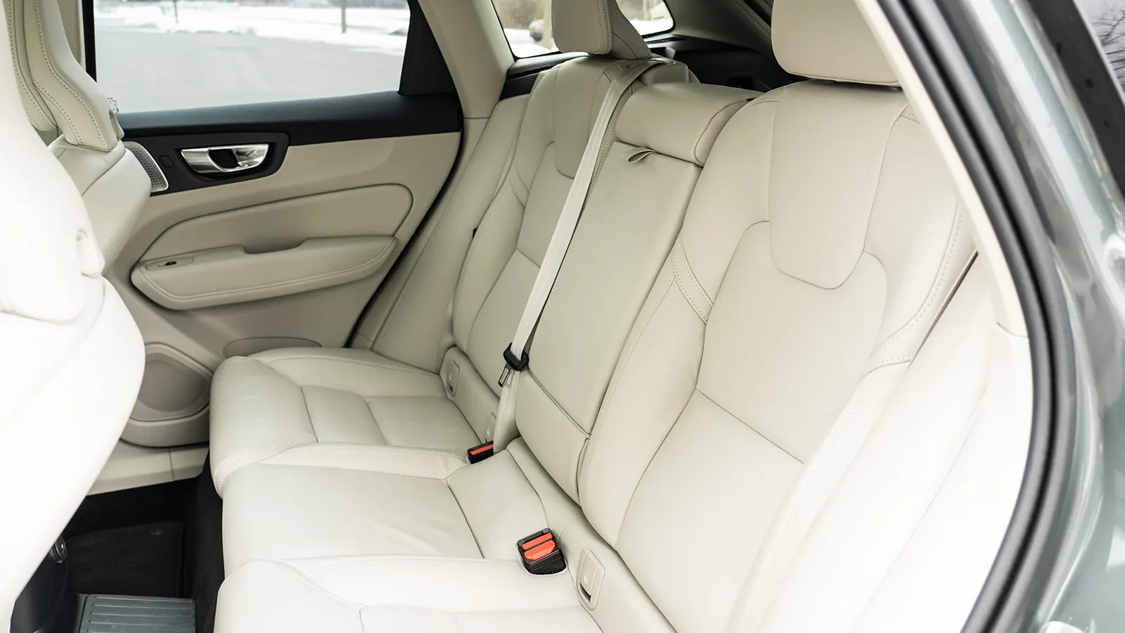 A 2026 Volvo XC60 T8 rear interior 2nd row side view