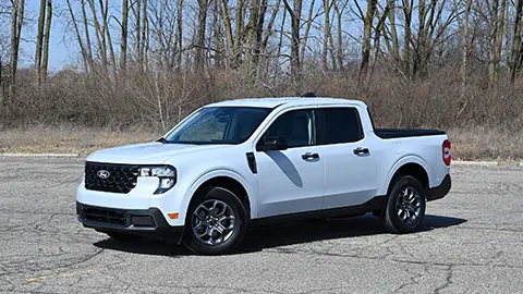 A 2025 Ford Maverick Hybrid three quarter front view