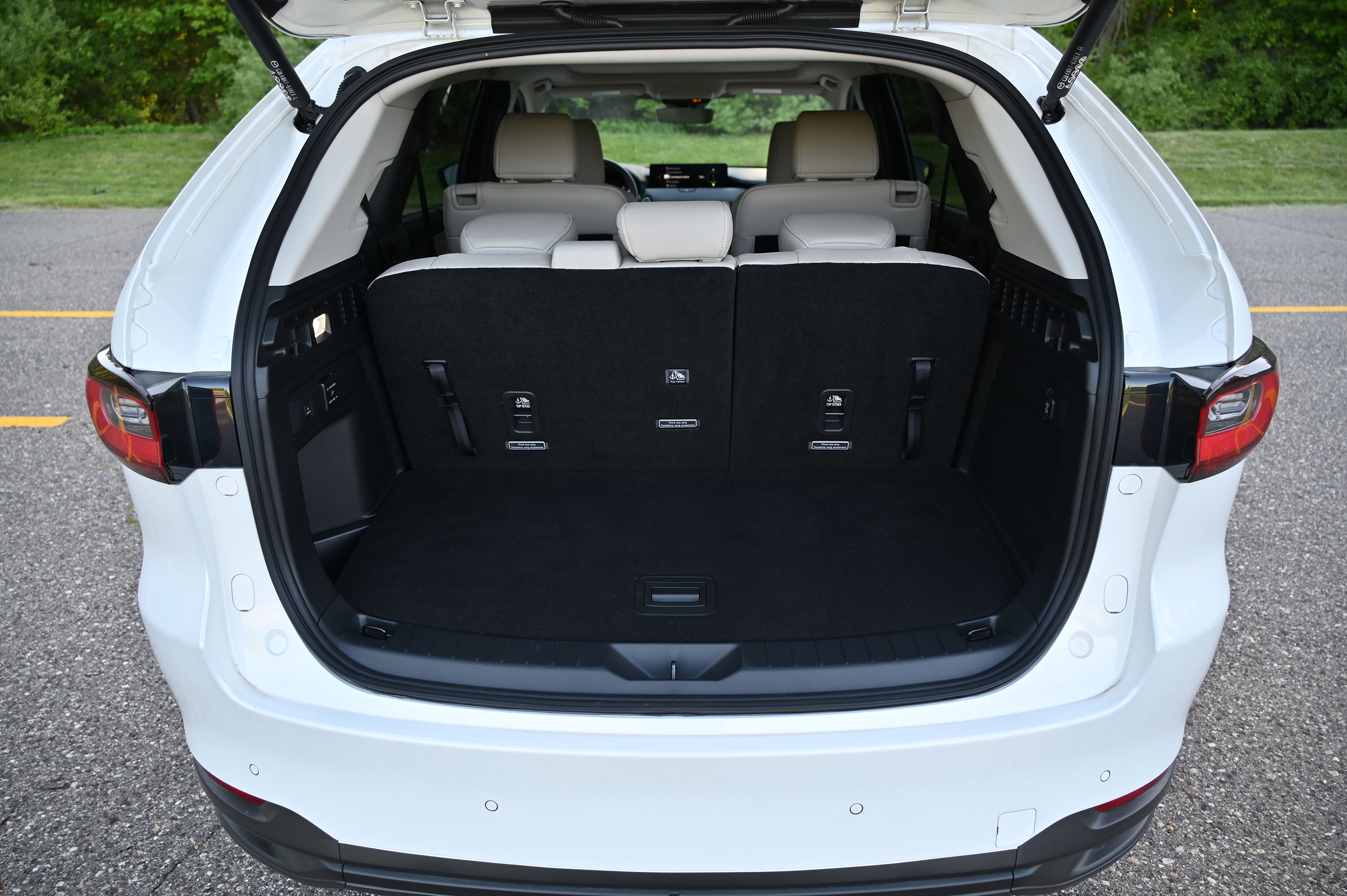 2026 Mazda CX-90 trunk