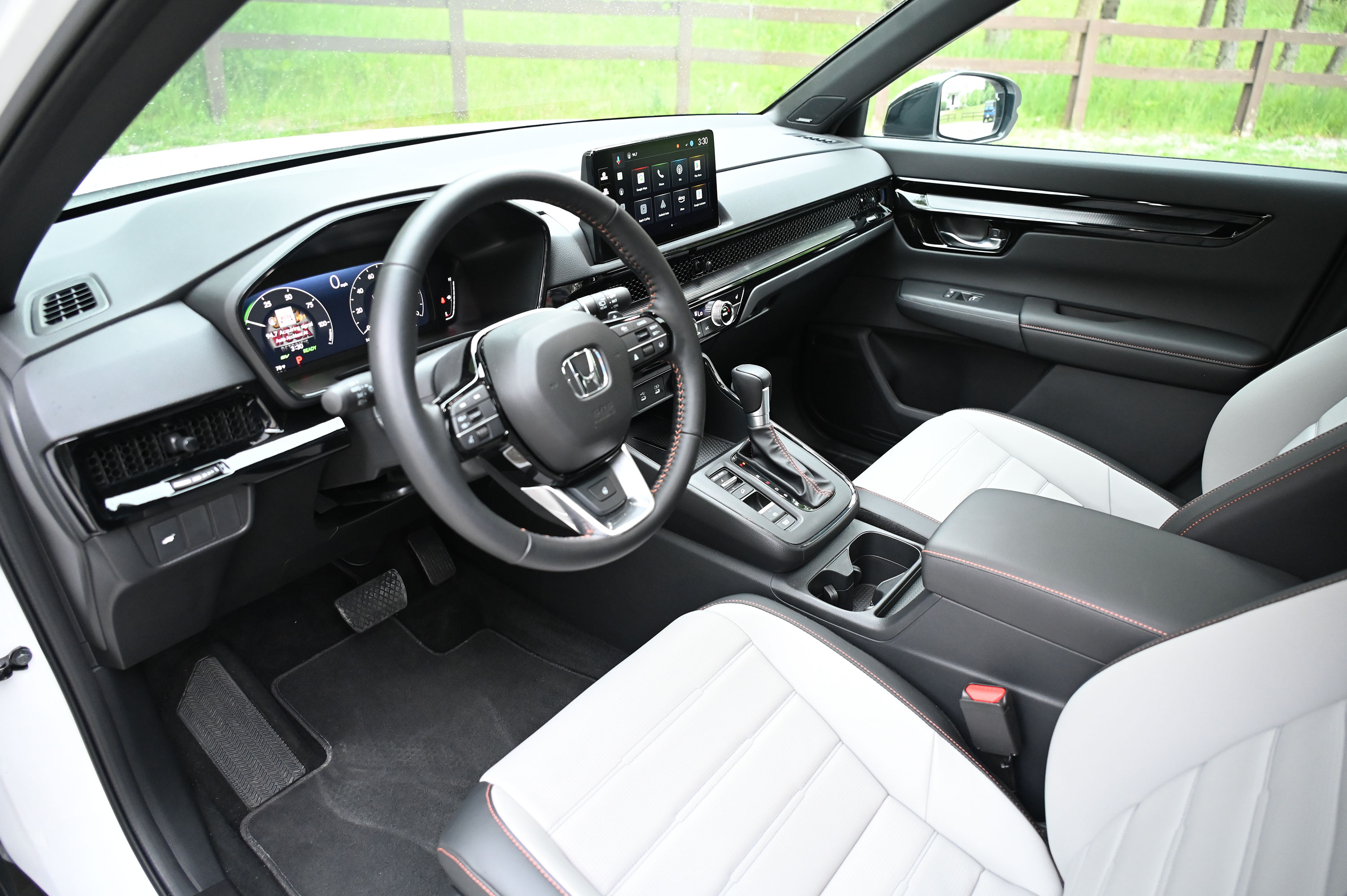Black and white interiors of 2026 Honda CR-V Hybrid Sport