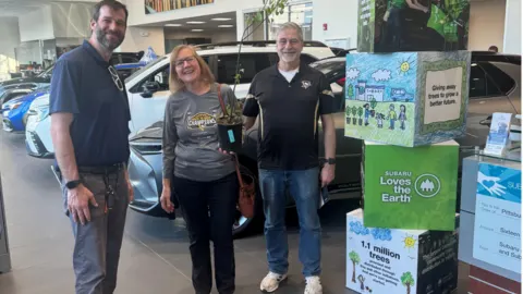 La celebración del Día de la Tierra fue un éxito para Subaru of South Hills