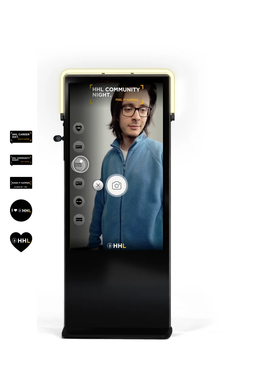 HHL Community Night Fotobox mit Sticker-Auswahl auf der SENSAPE-Stele
