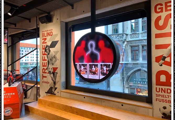 Round LED wall at the FC Bayern Fan World in Munich with interactive fan moments