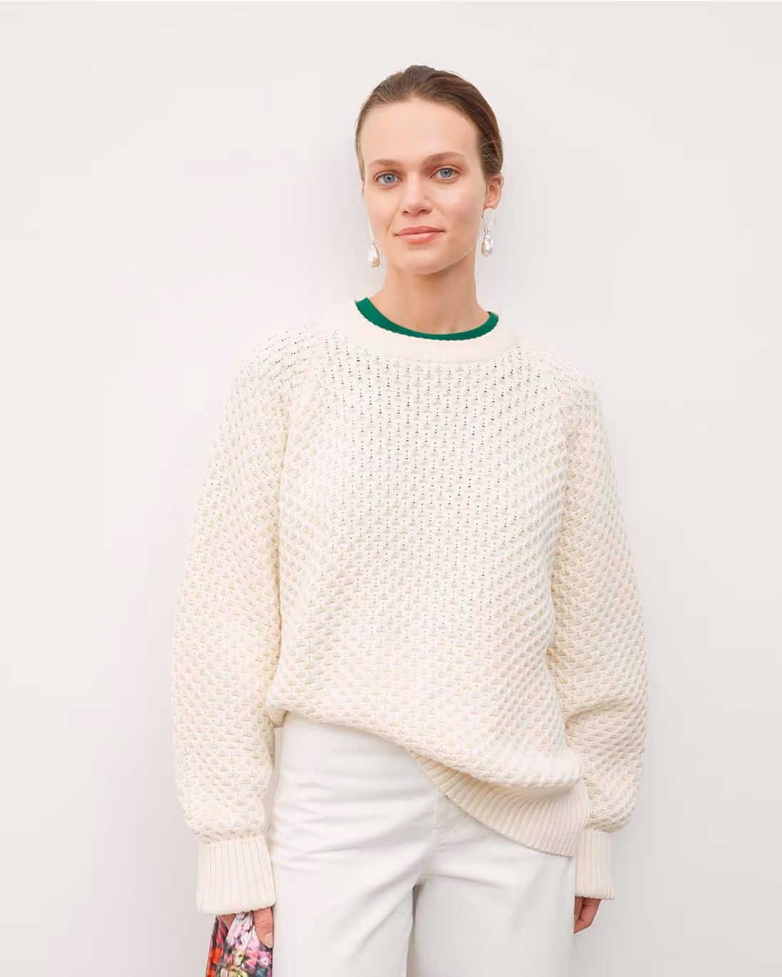 Kowtow — Pioneer crew