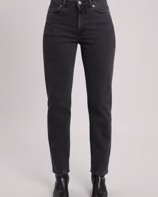 Asket — Women's standard black jeans