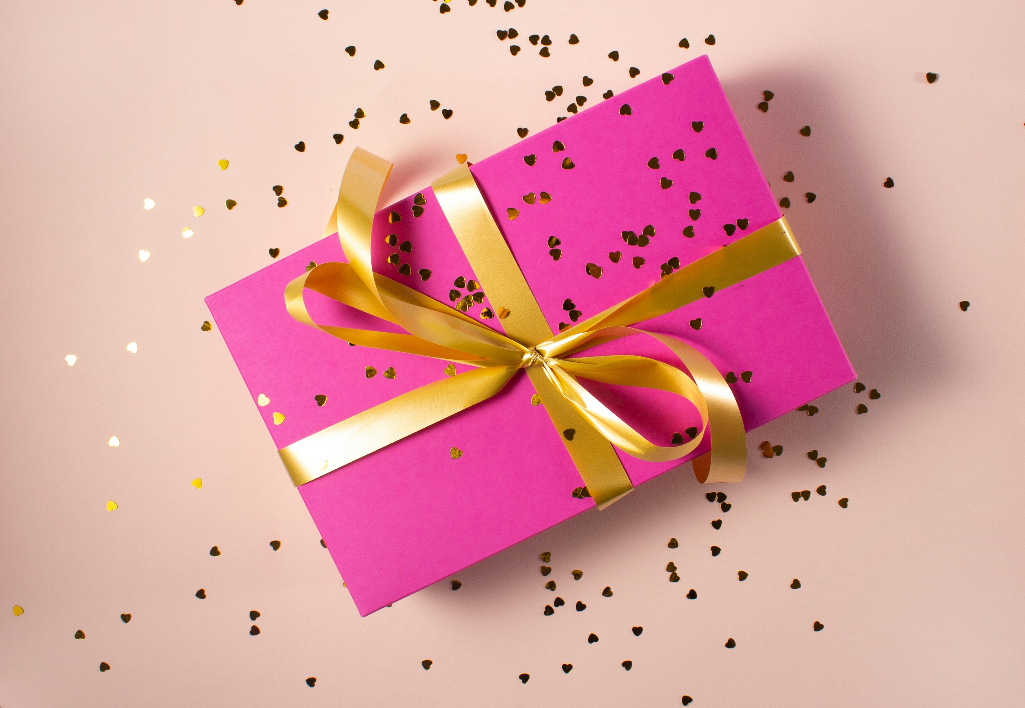 Looking for the easiest way to collect money for group gifts? Say hello to Collctiv!
