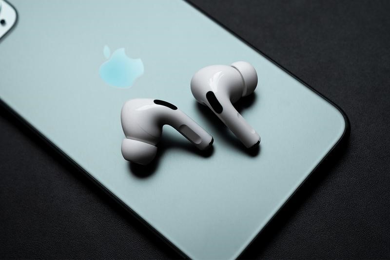 Tai nghe AirPods Pro sở hữu tính năng chống ồn vượt trội