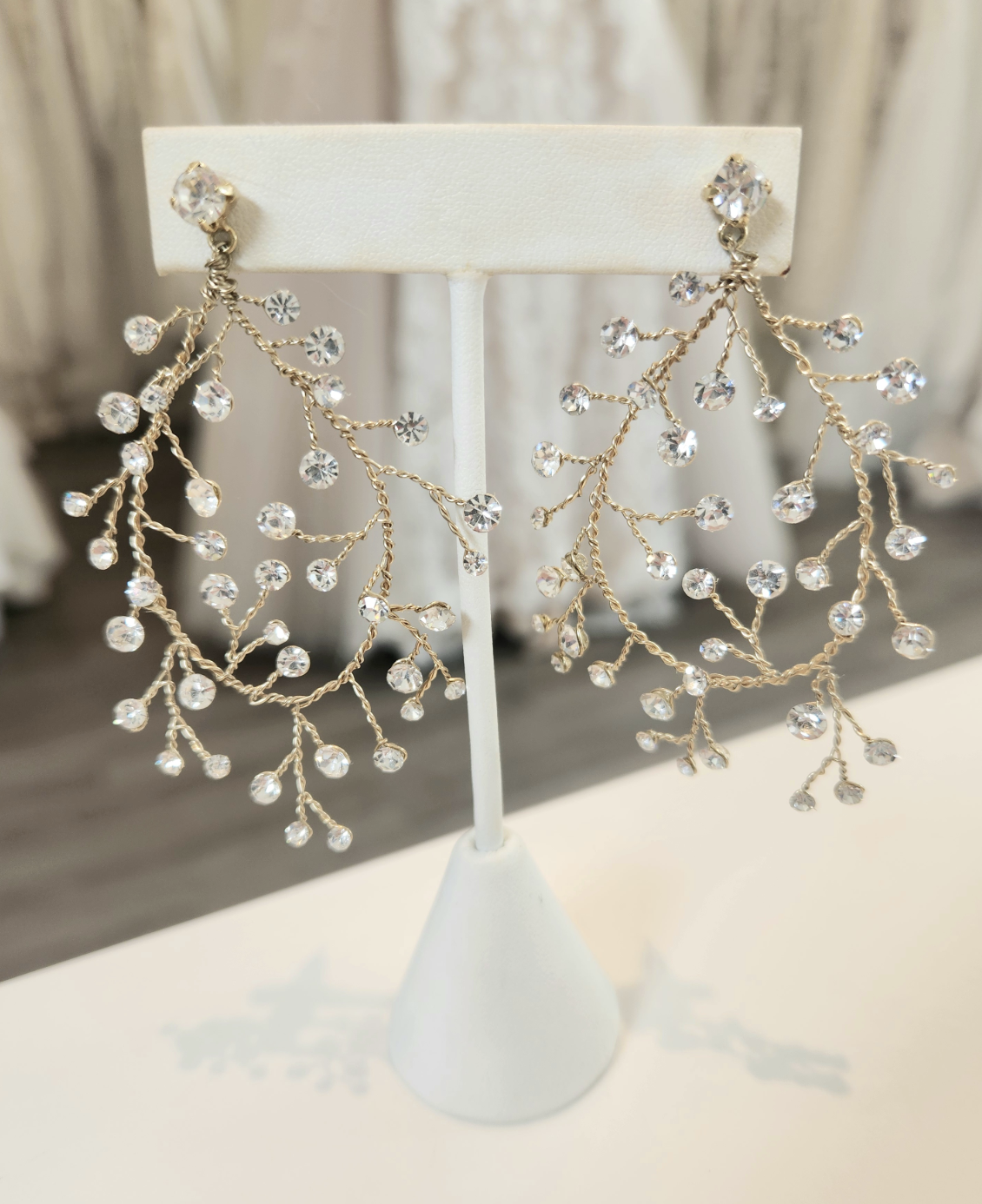 906 (rhinestone spray earrings)