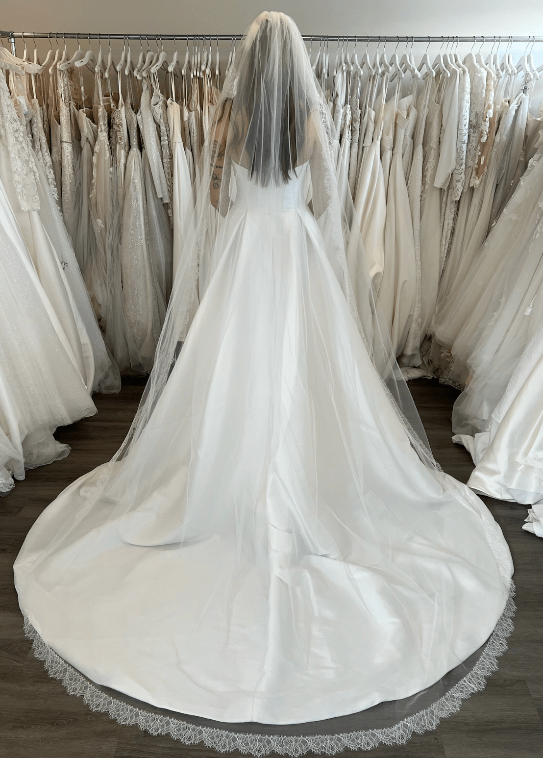 Chantilly Lace Cathedral Veil