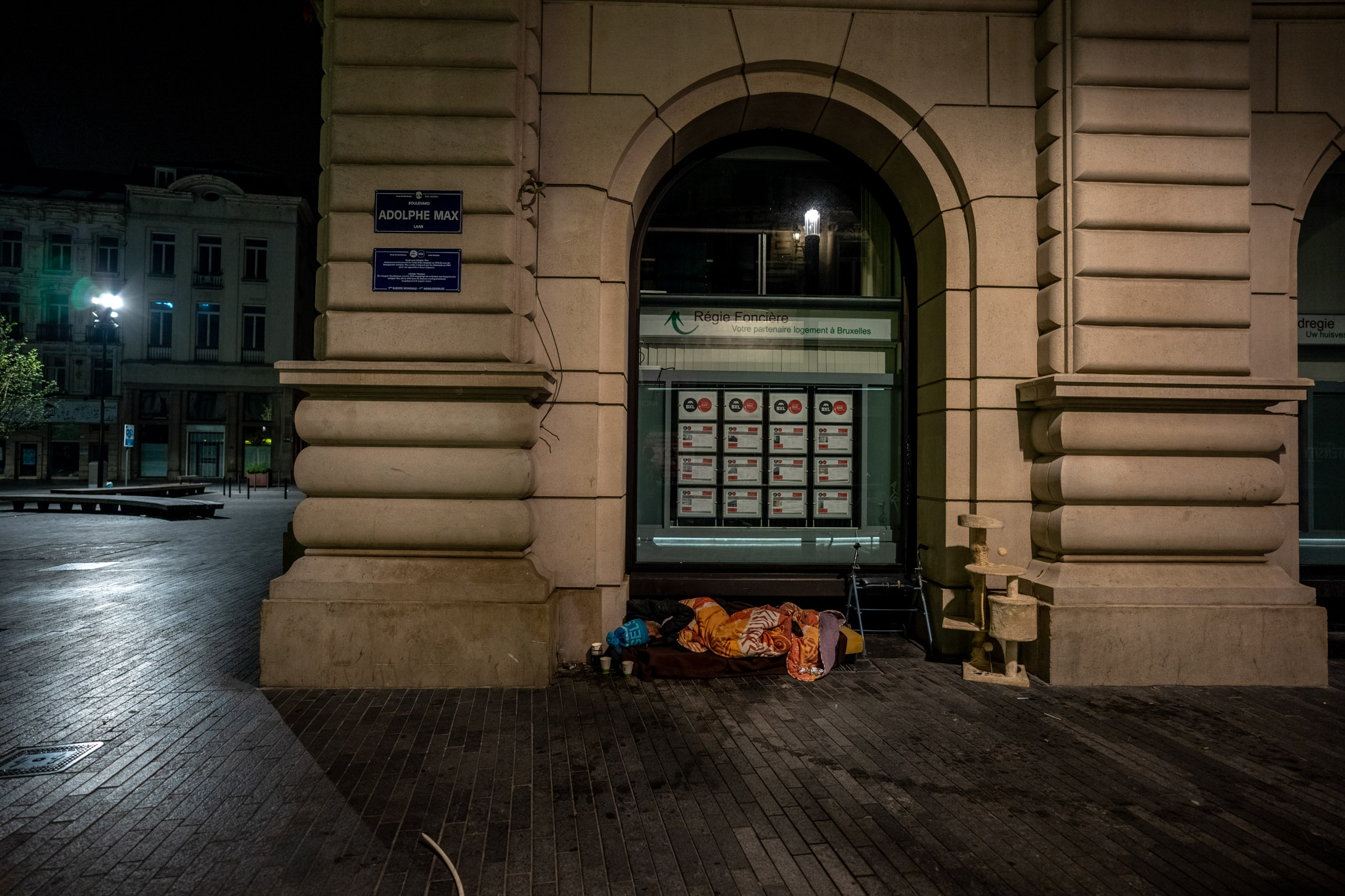 Invisible Inhabitant II - 12