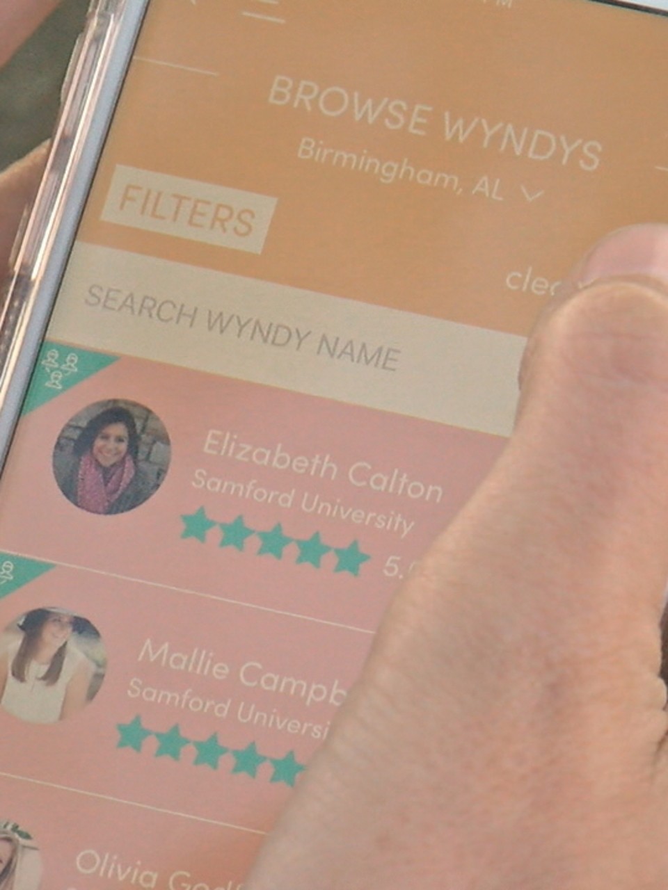 The Wyndy app, a CodigoDelSur creation, provides science-backed tools and a supportive community for flexible childcare.