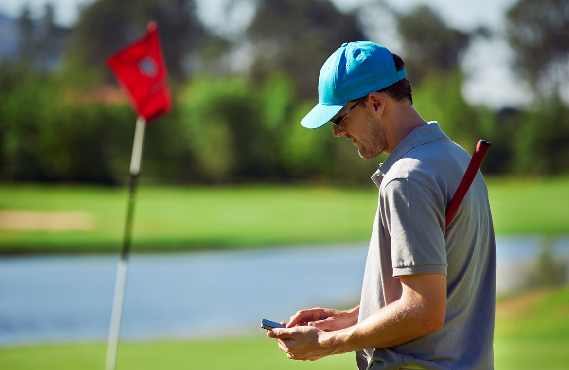 The SupremeGolf platform, developed by CodigoDelSur, now includes new functionalities, with QA engineers constantly testing.