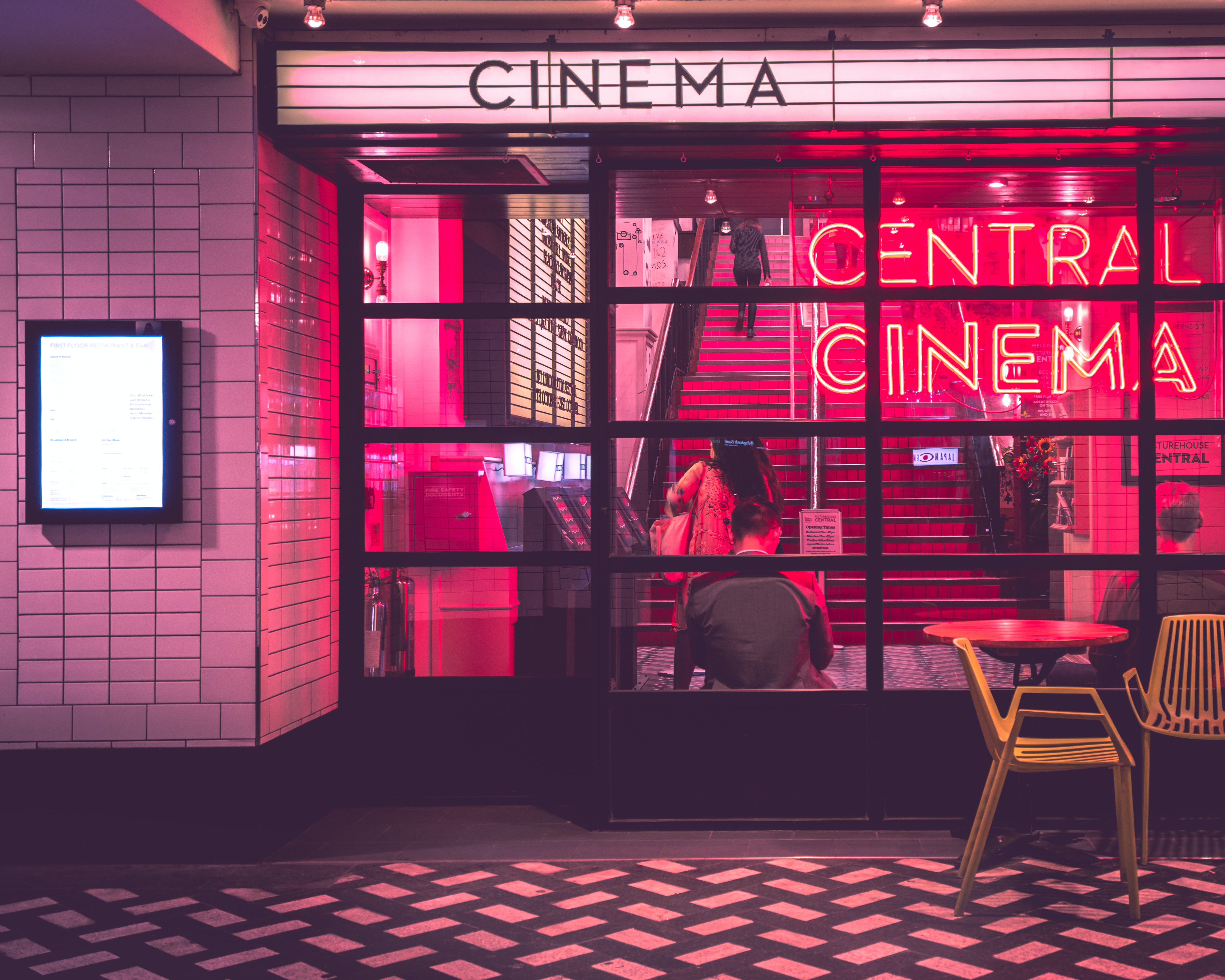 CodigoDelSur developed MoviePass, completely overhauling and redesigning its original iOS and Android applications.