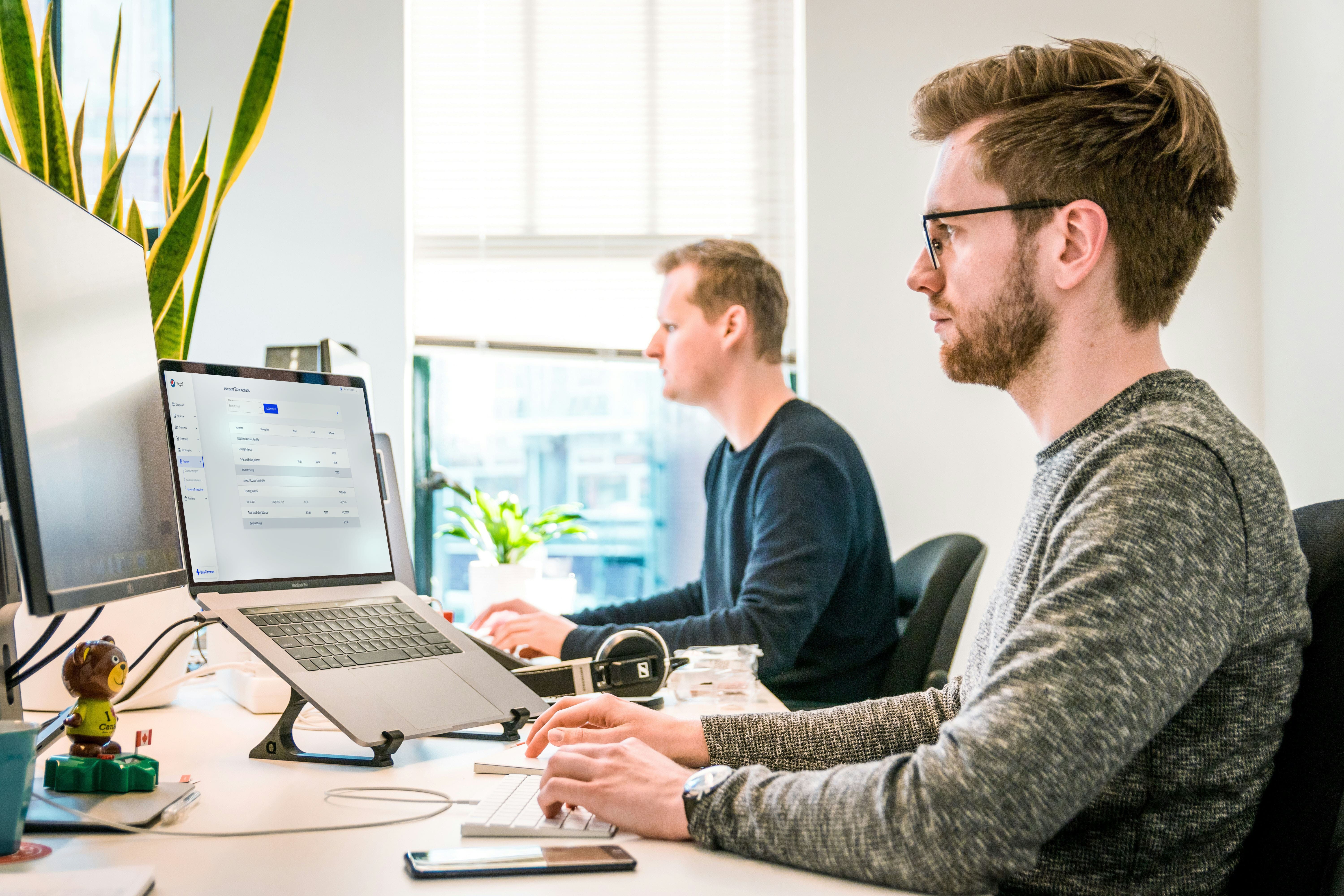 CodigoDelSur executed a complete reskin and enhancement of BlueCimarron, resolving issues and adding crucial functionalities.