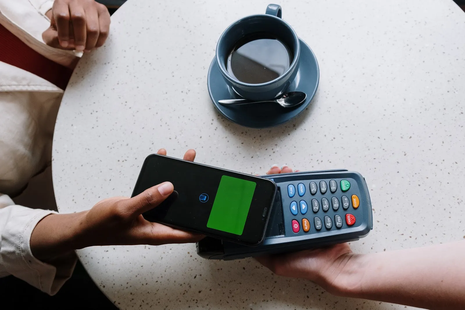 benefits of making payments with a virtual card 