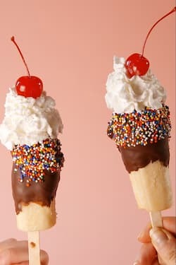 Banana Split Pops