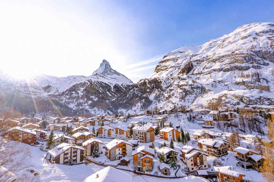 Zermatt Abenteuer: Chalets und atemberaubende Matterhorn-Aussichten