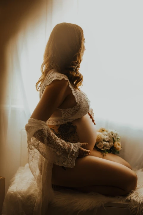 Babybauch - Tageslichtstudio - Fotografie Schneider Rostock