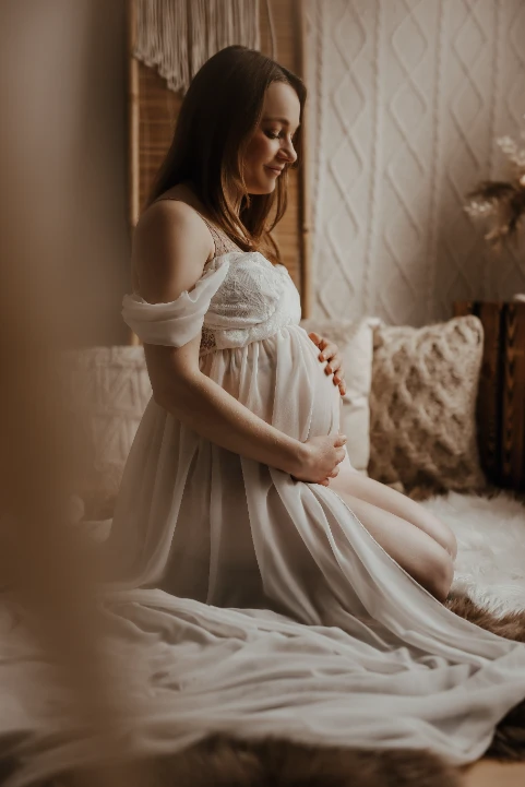 Babybauch - Tageslichtstudio - Fotografie Schneider Rostock