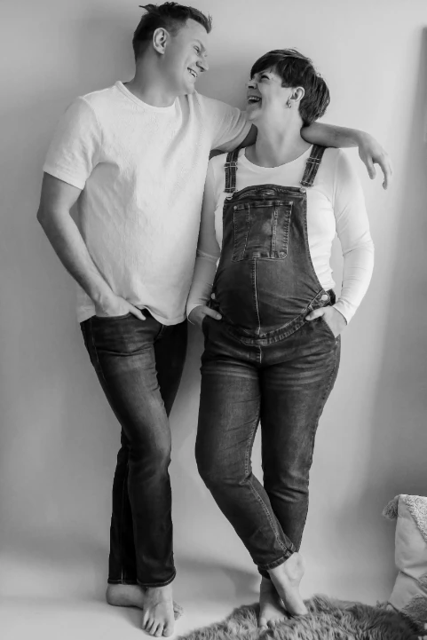 Babybauch - Tageslichtstudio - Fotografie Schneider Rostock