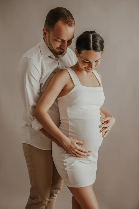 Babybauch - Tageslichtstudio - Fotografie Schneider Rostock