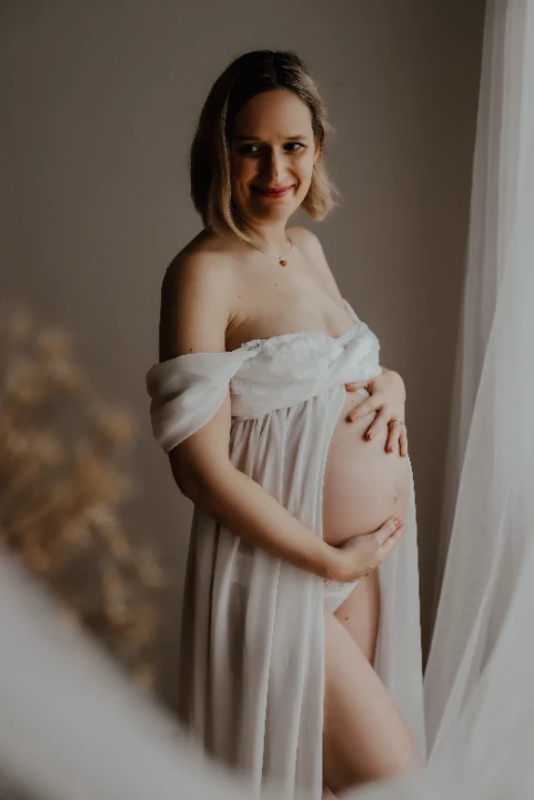 Babybauch - Zuhause - Fotografie Schneider Rostock