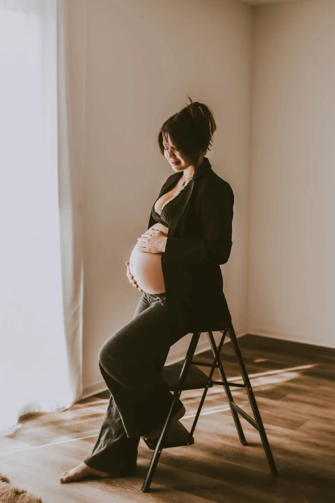 Babybauch - Tageslichtstudio - Fotografie Schneider Rostock