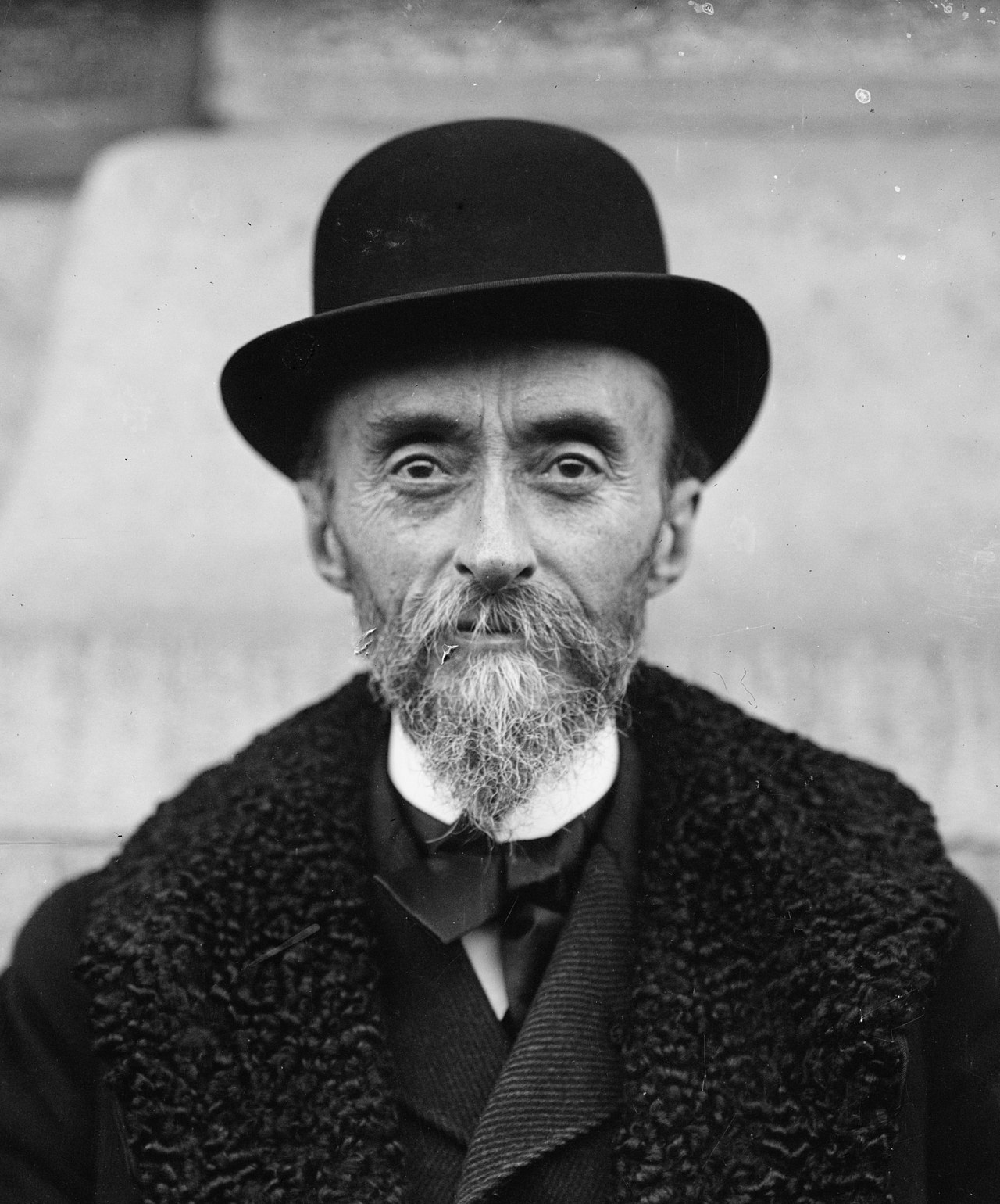 Photographie du peintre Fernand Cormon vers 1915