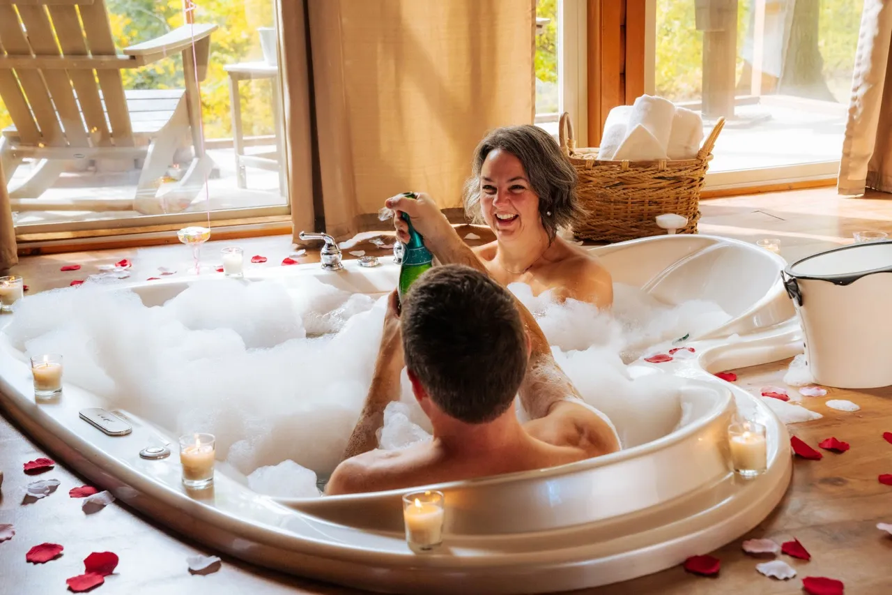 Pond view Cabins serenity springs