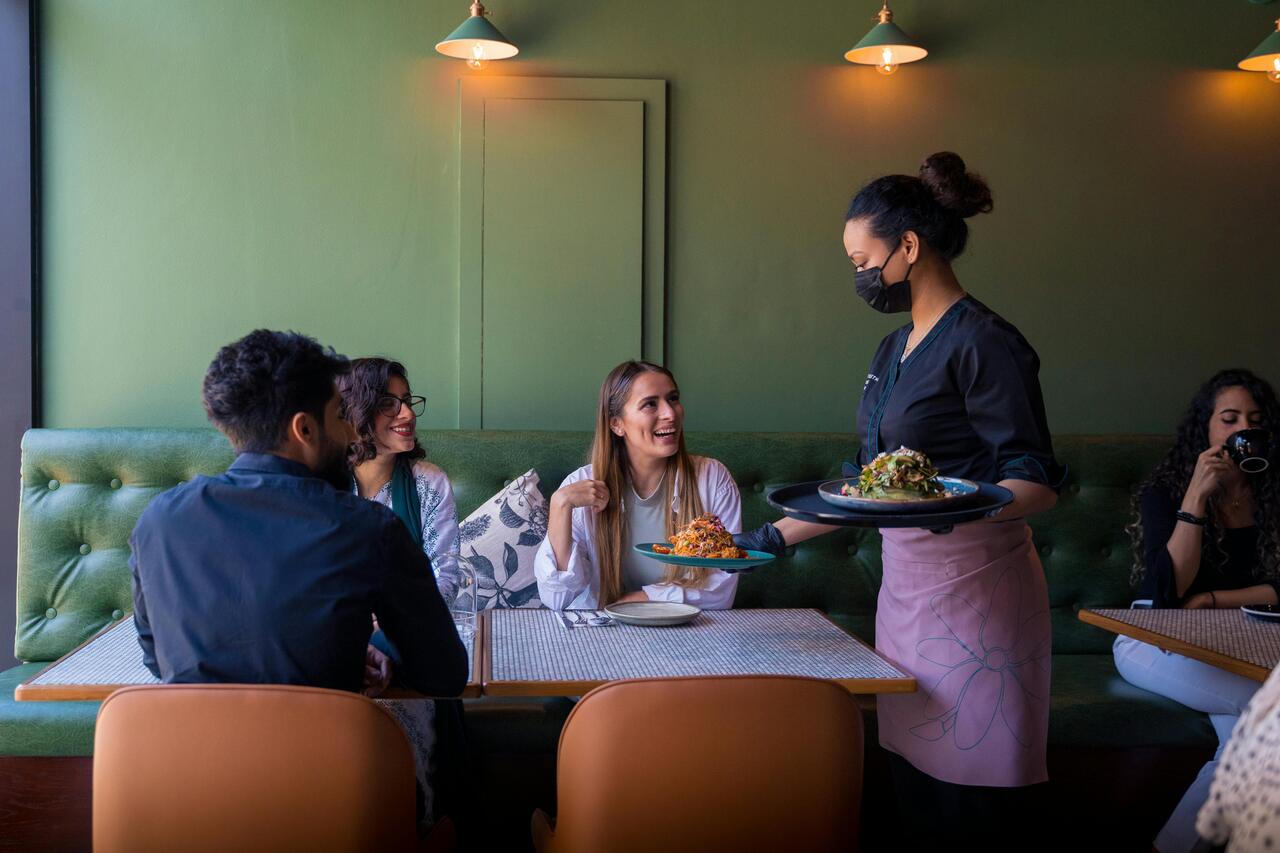 Como atender bem ao cliente frases