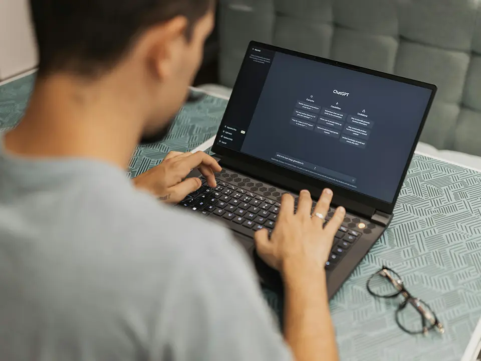 Beyond Chatbots: How AI Can Personalise the User Experience on Your Website