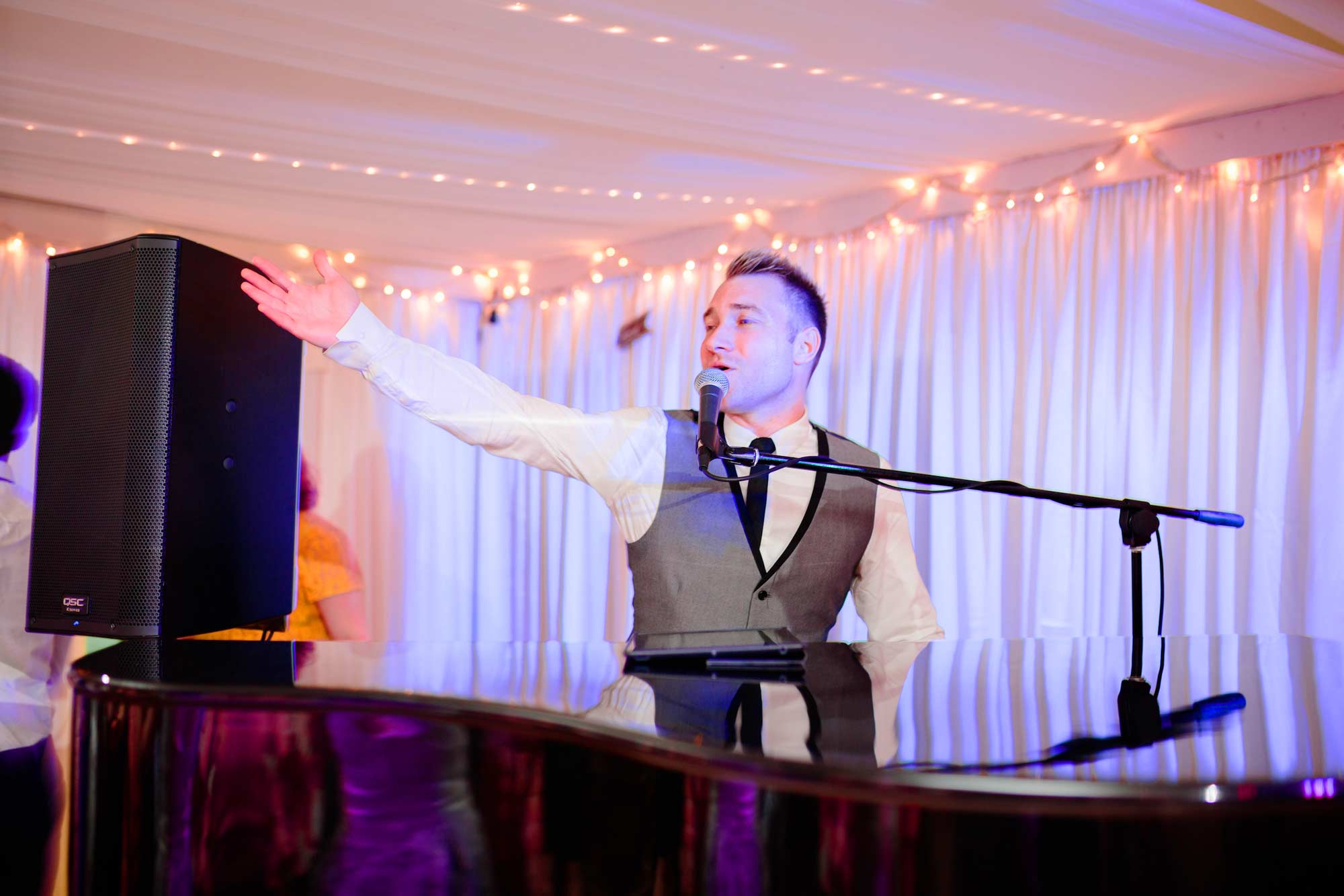 Wedding of Rae and Joe, Boddington Village Hall www.hannahkphotography.co.uk