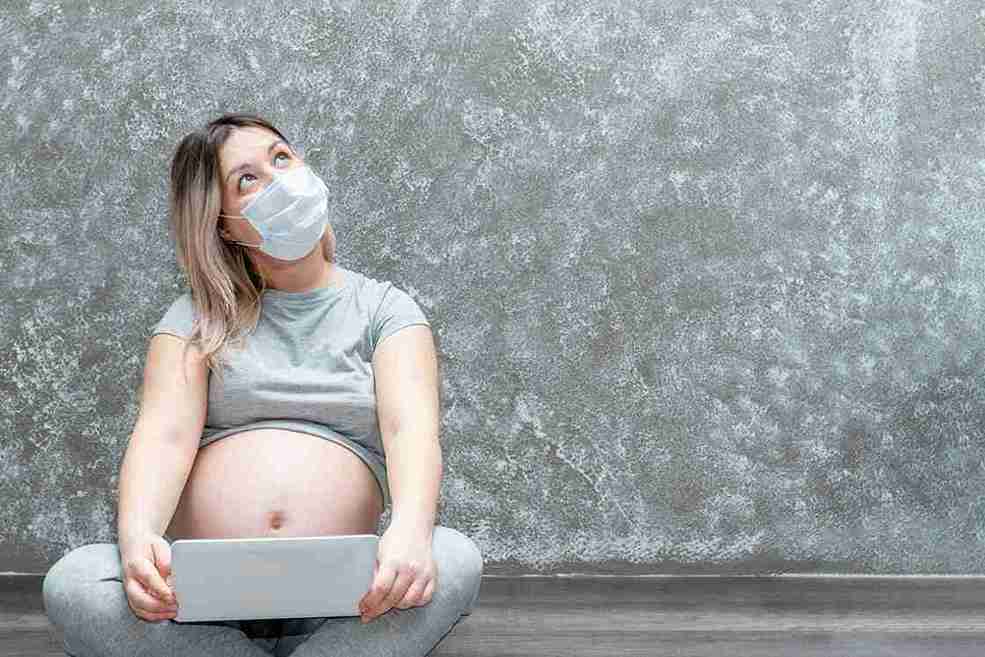 Cytomegalovirus (CMV) Infection: Causes & Symptoms