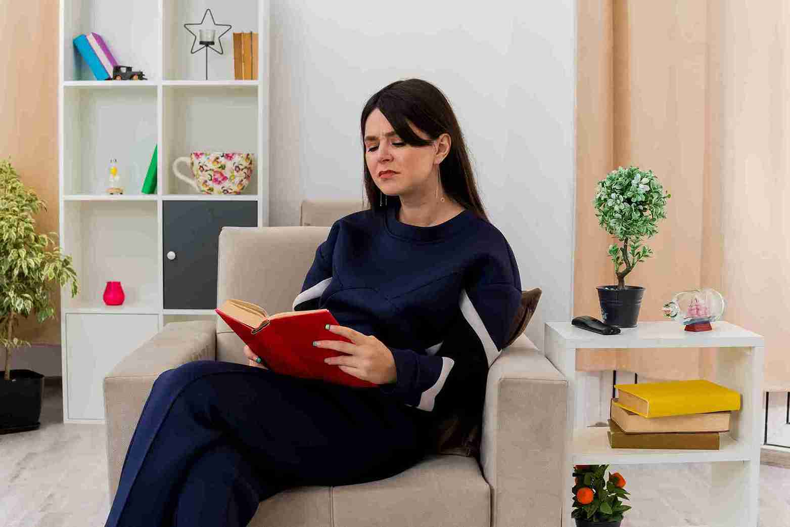 How Can You Tell If You're Pregnant Without a Test?