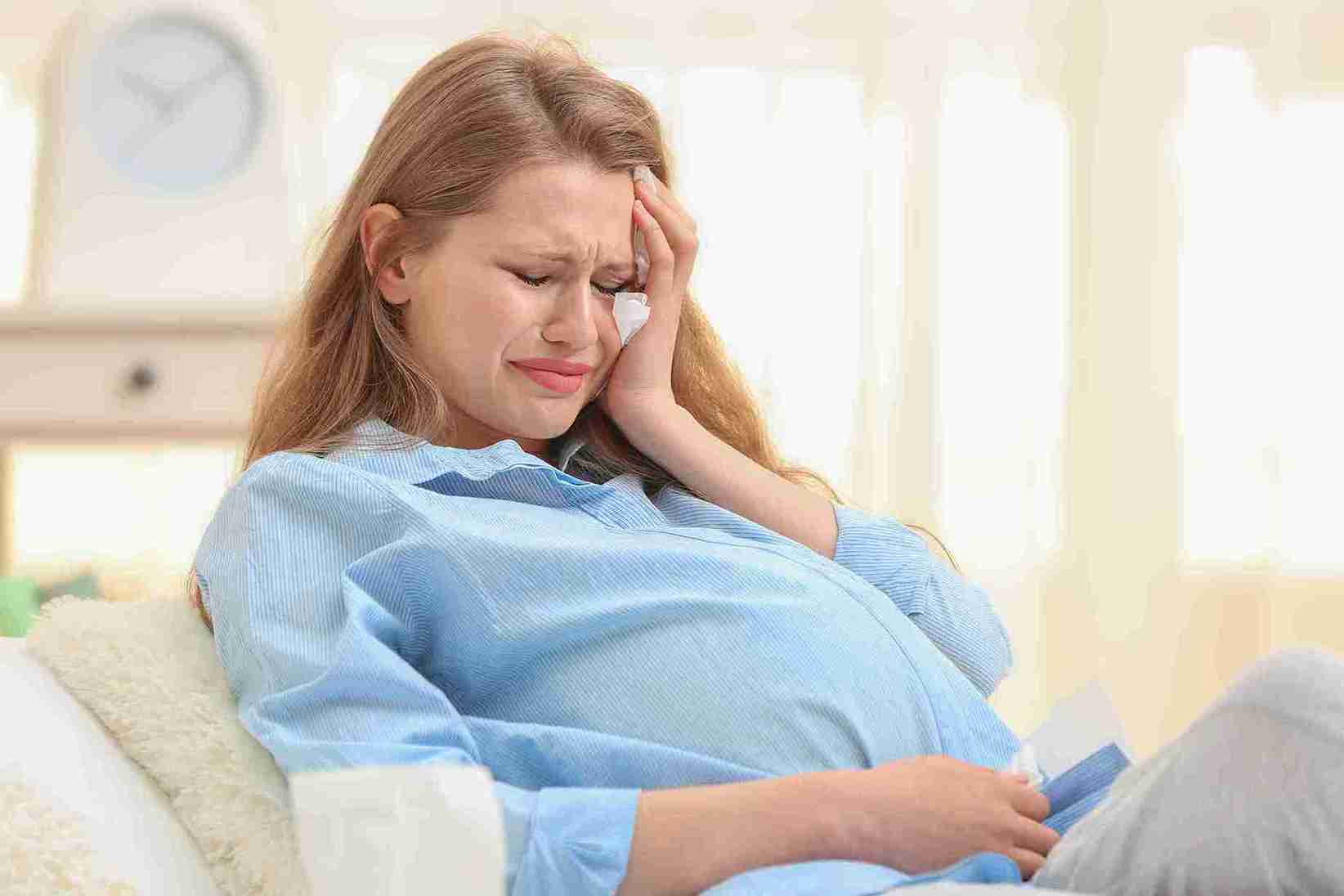High-Risk Pregnancy Symptoms to Watch For