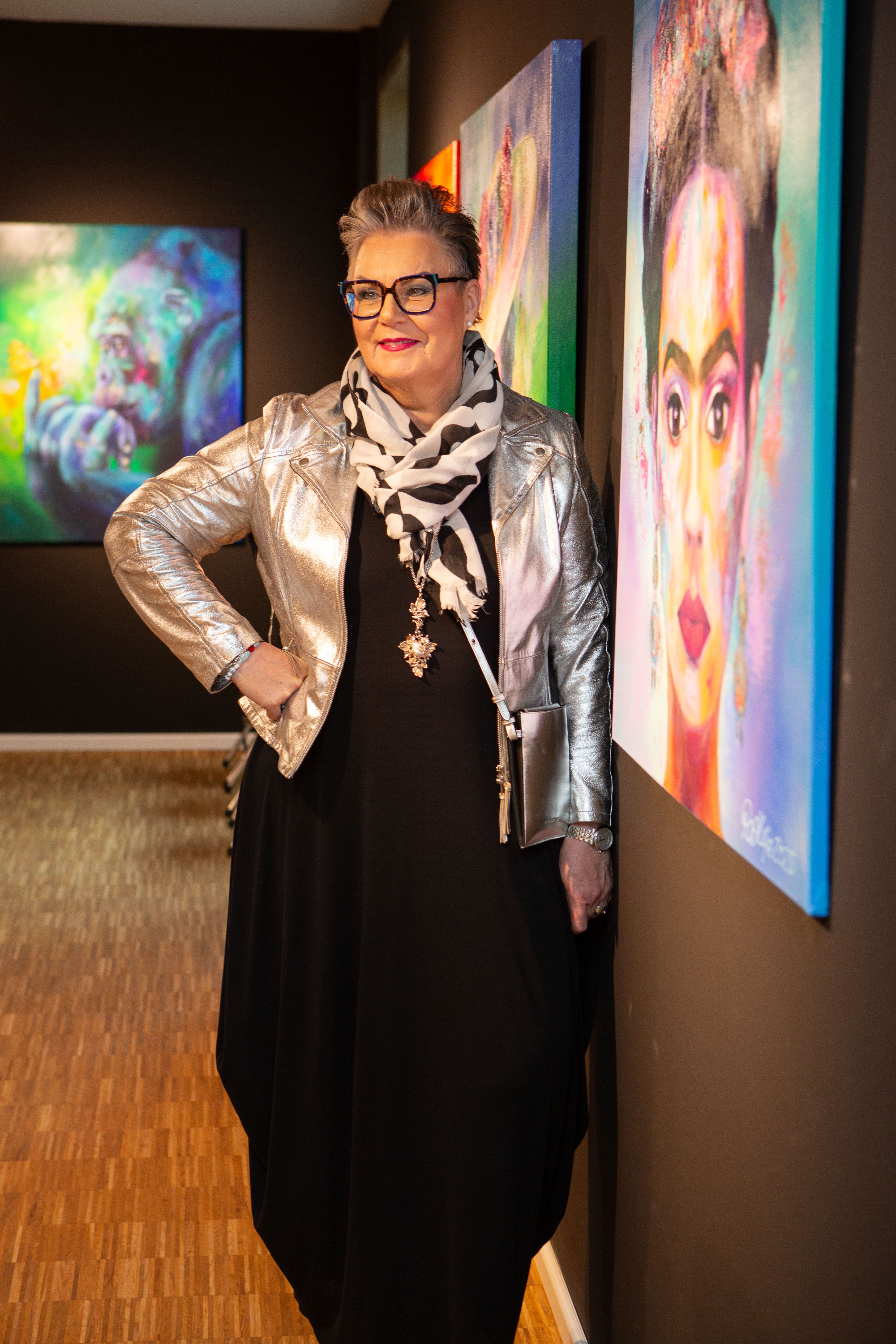 Manuela Rathje begeistert in Hamburg mit Kunstserie ICEBreaker