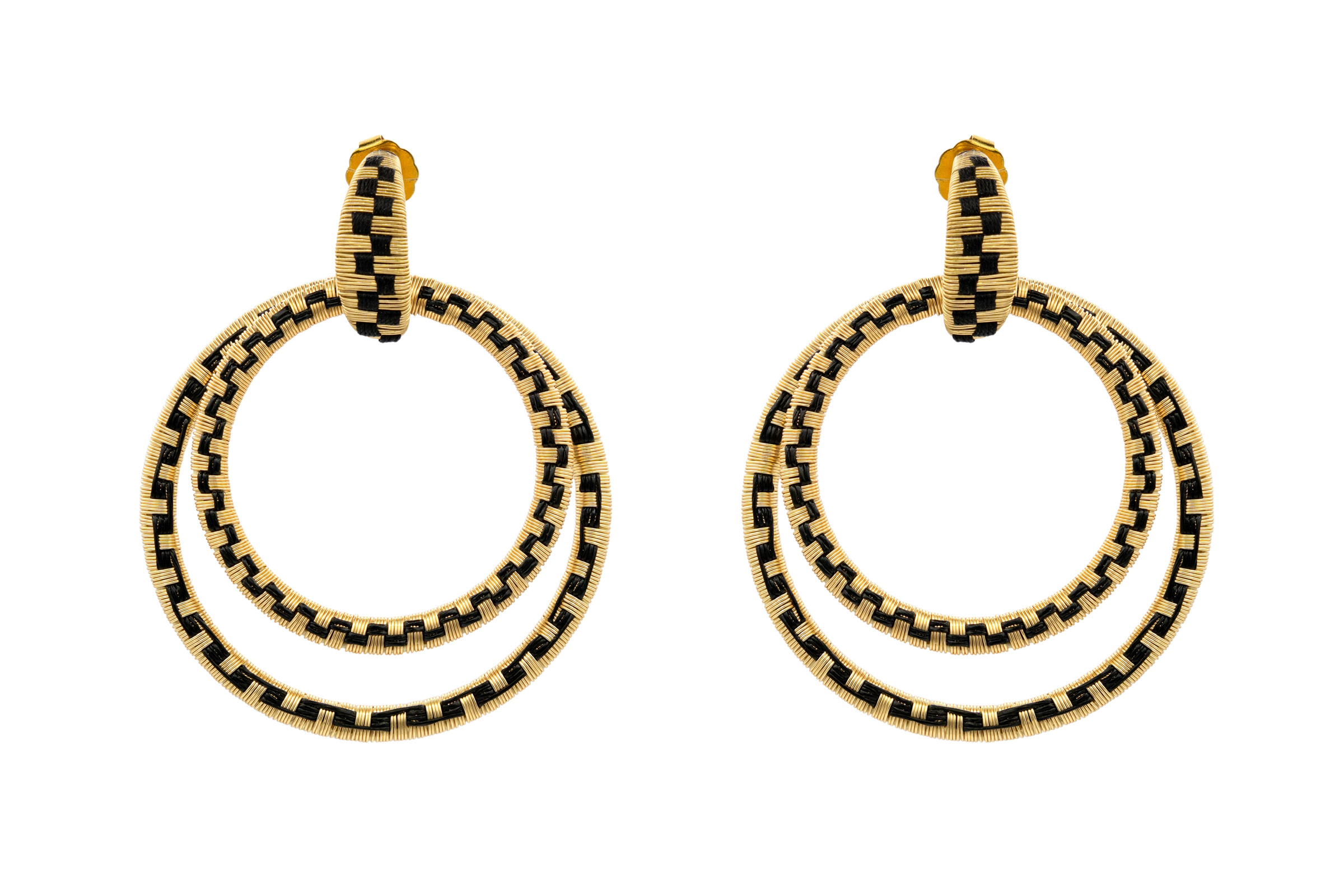 Earring in golden threads and werregue - gear 