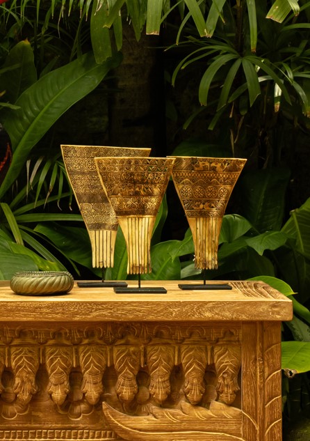 Decorative carved bone comb