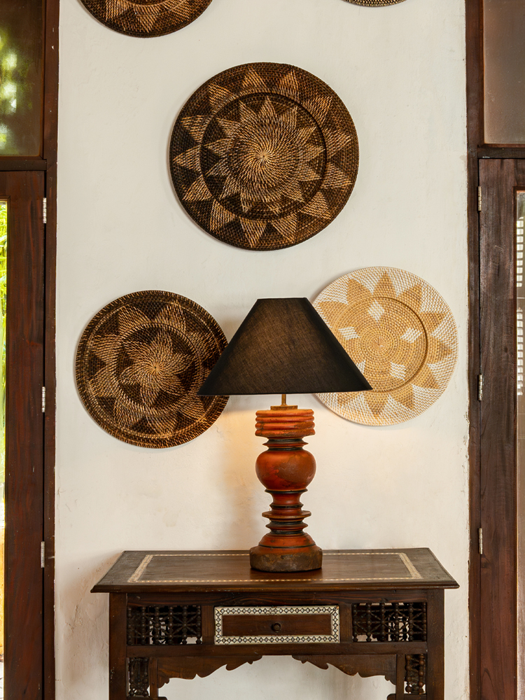 Table and desk lamps