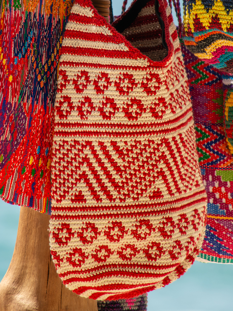 Cotton woven backpack. 