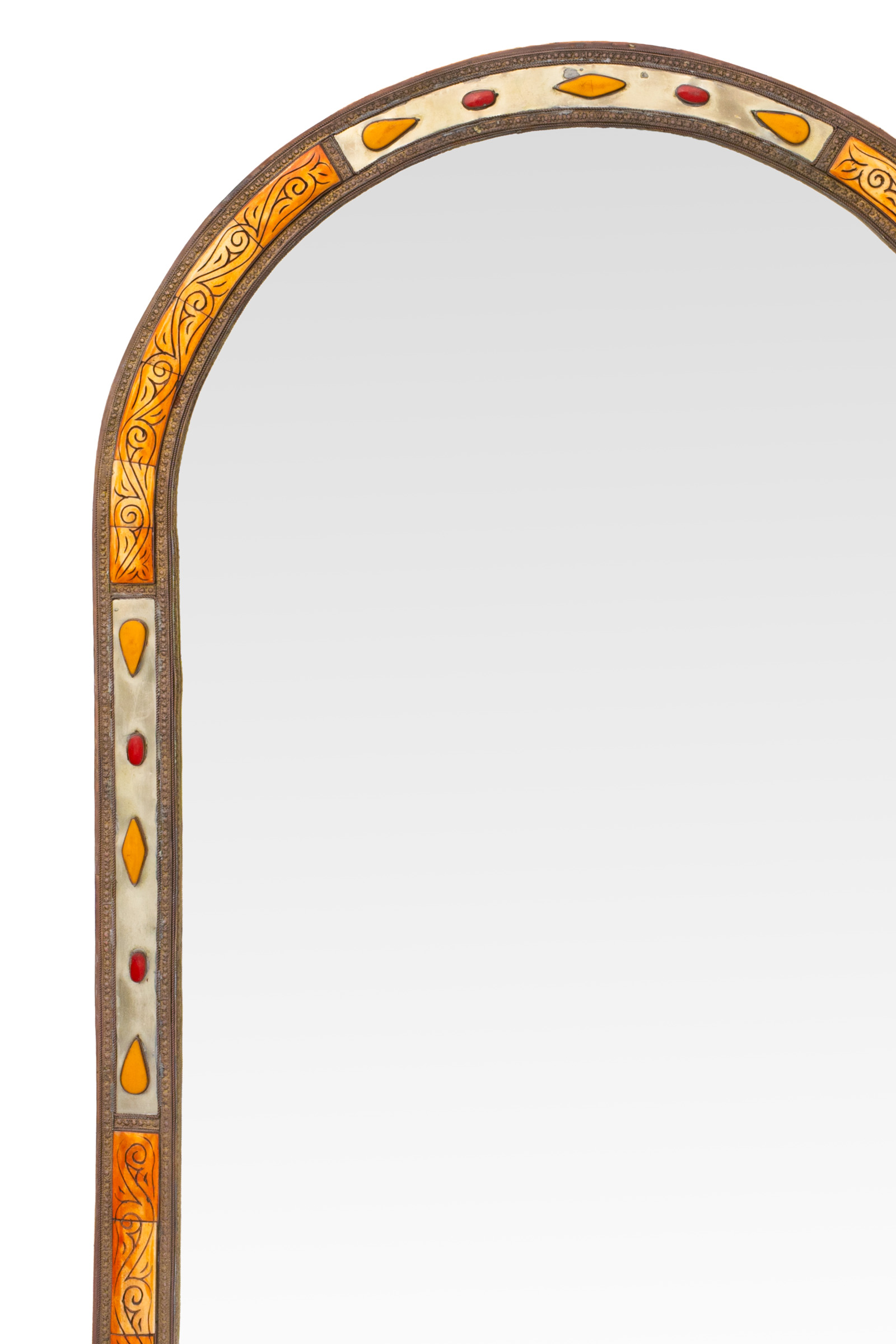 Espejo Marroquí con incrustaciones de hueso.