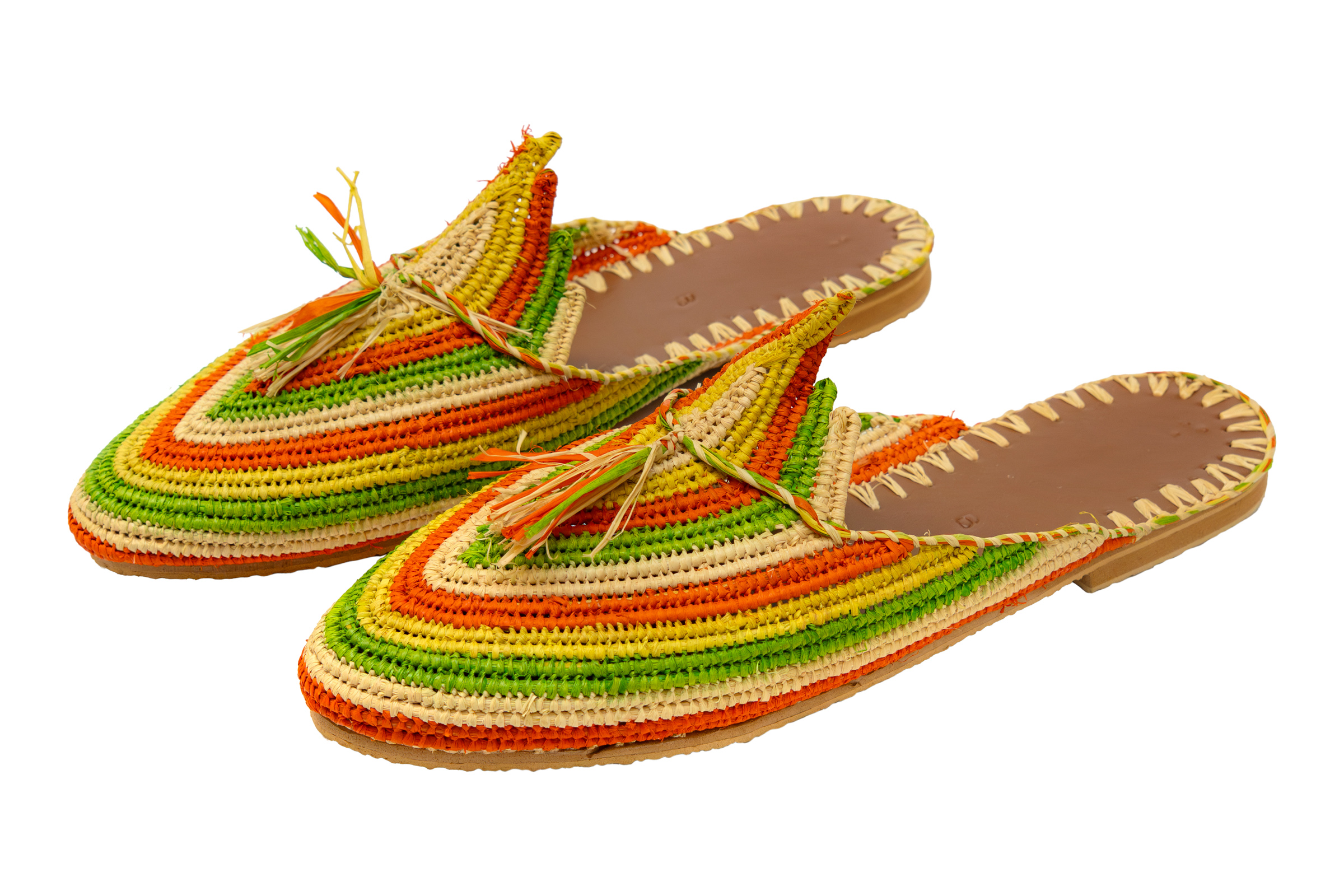 Sandalia marroquí en fibra con fleco-primavera